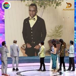 Meet your Posher, Omar